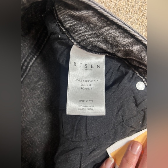 NWT Risen THOMAS Shorts DARK GREY High Rise Distressed Dark Grey 2X - Picture 5 of 13